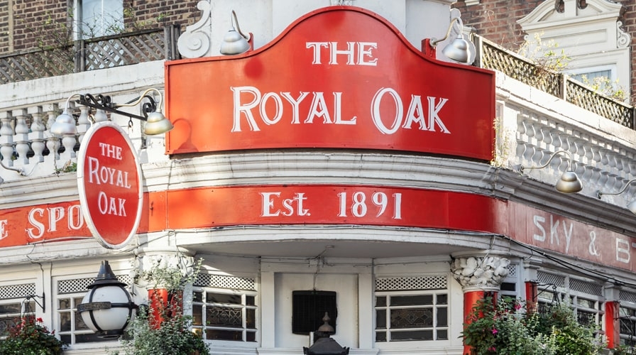 The Royal Oak pub exterior