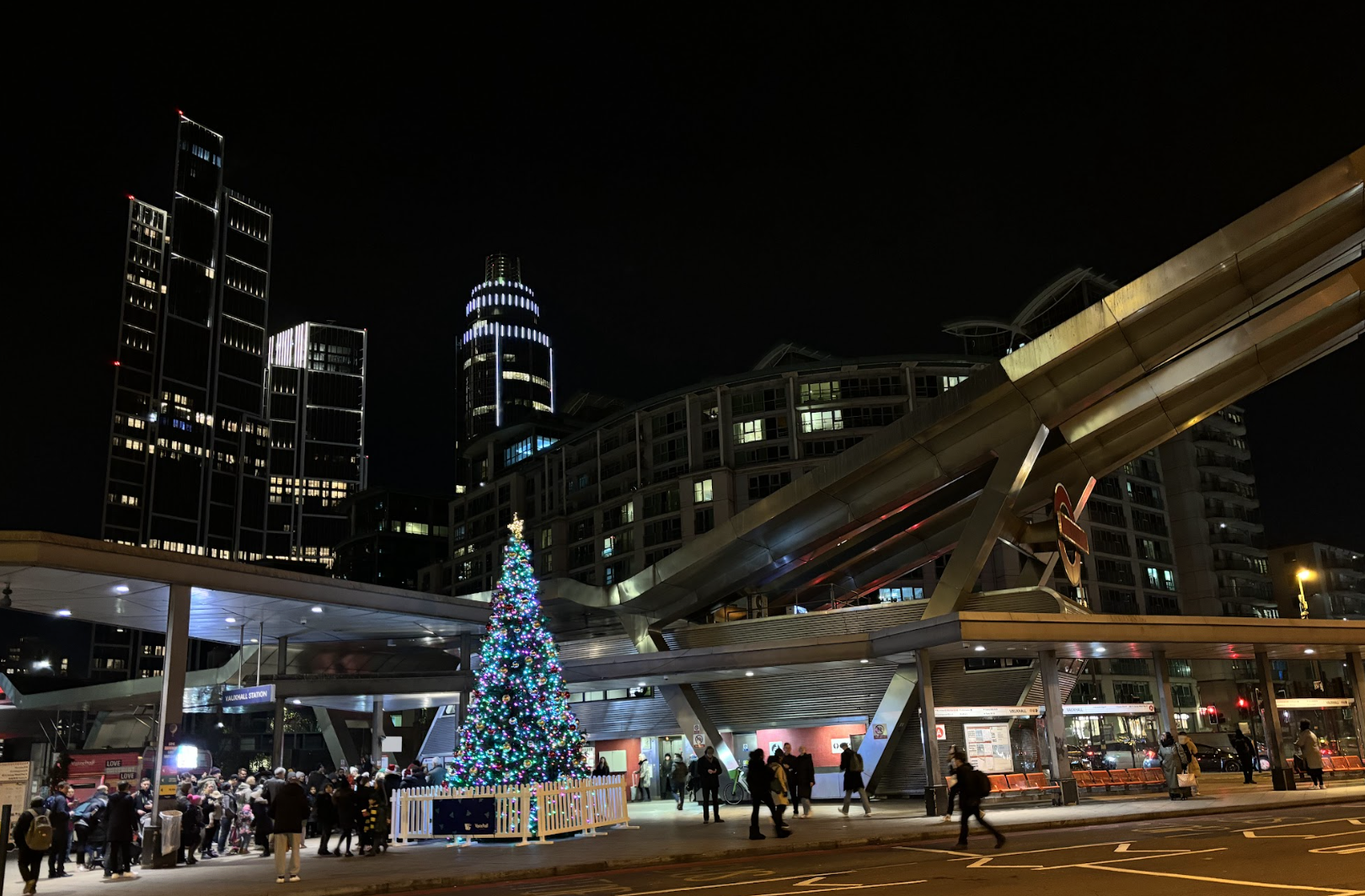 Christmas Tree Light Switch-On