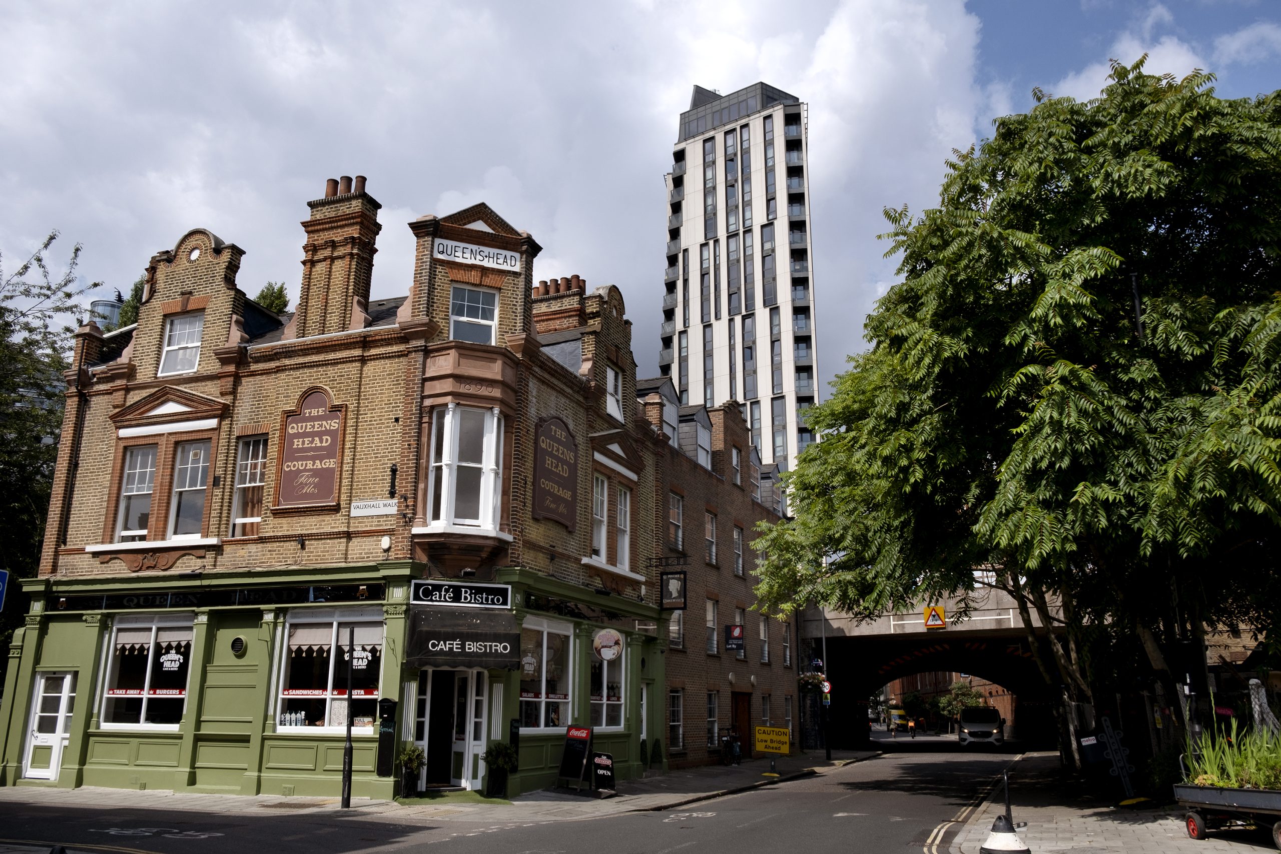 Top Affordable Lunch Eats in Vauxhall